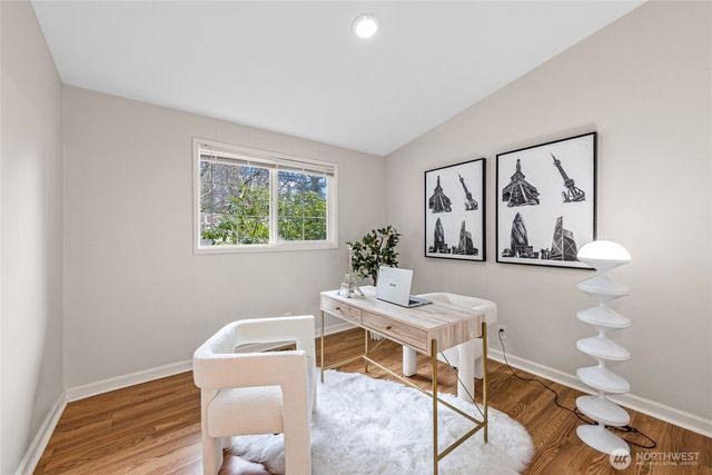 12412 NE 4th Place, Bellevue, WA 98005