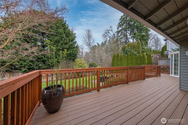 12412 NE 4th Place, Bellevue, WA 98005