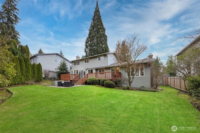 12412 NE 4th Place, Bellevue, WA 98005