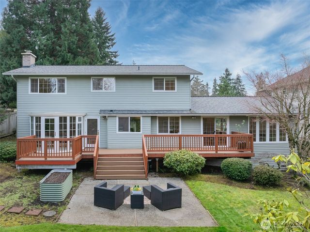 12412 NE 4th Place, Bellevue, WA 98005