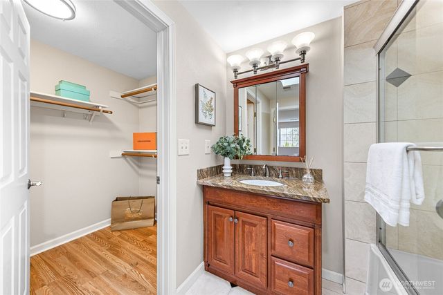 12412 NE 4th Place, Bellevue, WA 98005