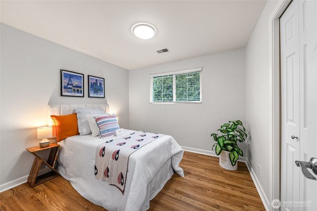 12412 NE 4th Place, Bellevue, WA 98005