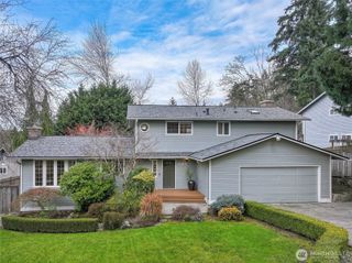 12412 NE 4th Place, Bellevue, WA 98005