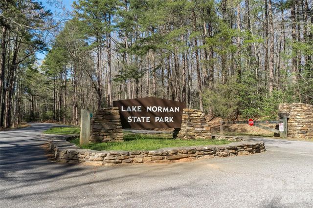 296 Stillwater Road, Troutman, NC 28166