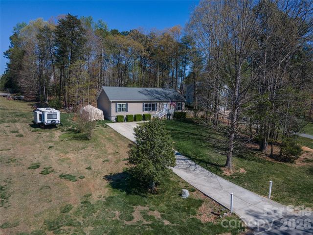 296 Stillwater Road, Troutman, NC 28166