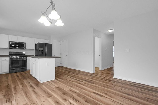 8824 Rock Dove Road, Lewis Center, OH 43035