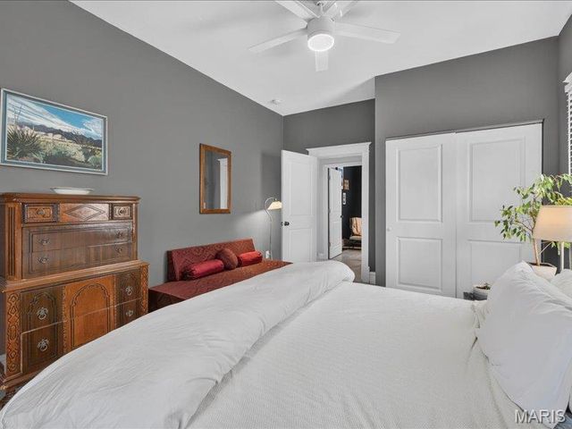 5221 Bischoff Avenue, St Louis, MO 63110
