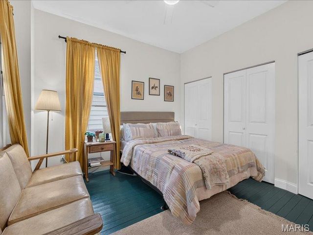 5221 Bischoff Avenue, St Louis, MO 63110