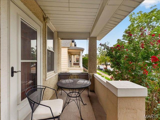 5221 Bischoff Avenue, St Louis, MO 63110