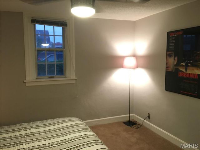 5221 Bischoff Avenue, St Louis, MO 63110