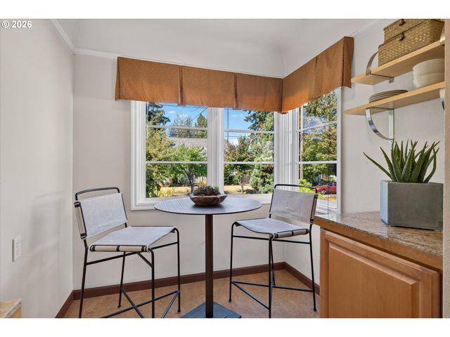 306 N STAFFORD St, Portland, OR 97217