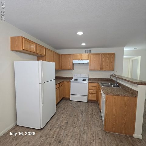 1884 Nebula Drive 176, Las Vegas, NV 89115