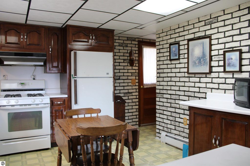 Image 19 of property listing at 4290 Johnson Road, Frankfort, MI 49635