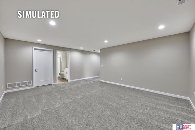 340 N 105th Street, Lincoln, NE 68527