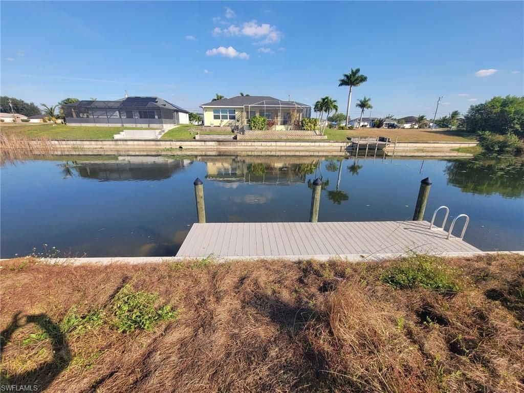 1411 NE 8th PL, Cape Coral, FL 33909