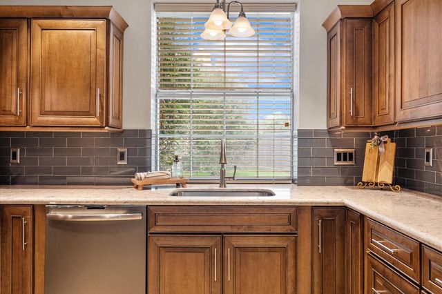 13730 Klamath Falls Drive, Houston, TX 77041