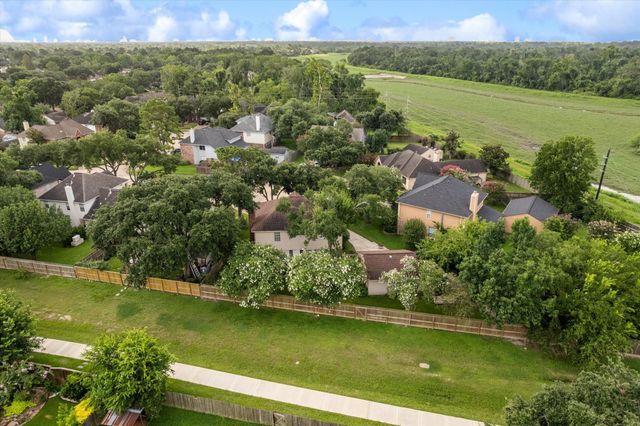 13730 Klamath Falls Drive, Houston, TX 77041