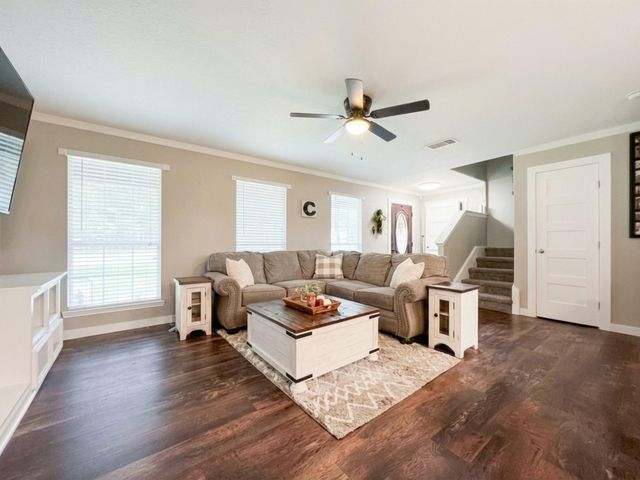 11210 Amber Park Drive, Conroe, TX 77303