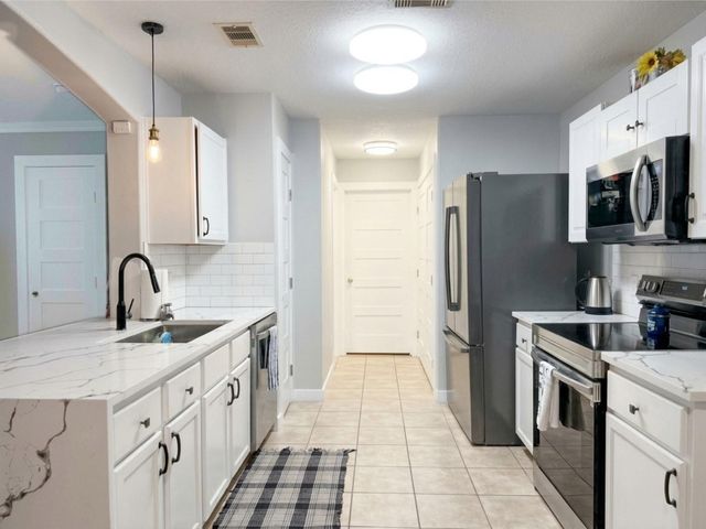 11210 Amber Park Drive, Conroe, TX 77303