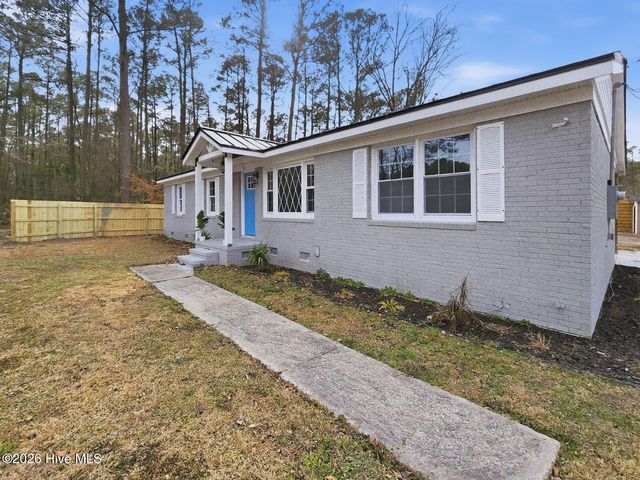 1888 Pony Farm Road, Jacksonville, NC 28540