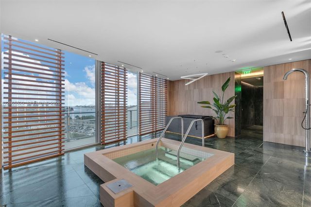 1400 Biscayne Boulevard 2905, Miami, FL 33132