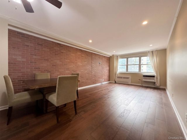 33 Barker Avenue 3F, White Plains, NY 10601