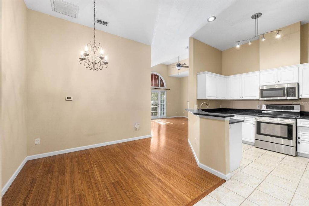 Image 13 of property listing at 5206 SW 91ST TERRACE B, Gainesville, FL 32608