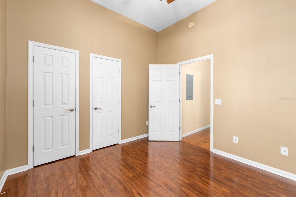 Image 19 of property listing at 5206 SW 91ST TERRACE B, Gainesville, FL 32608