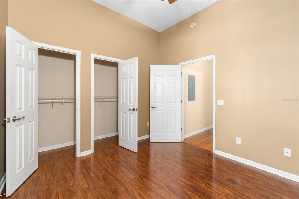 Image 20 of property listing at 5206 SW 91ST TERRACE B, Gainesville, FL 32608