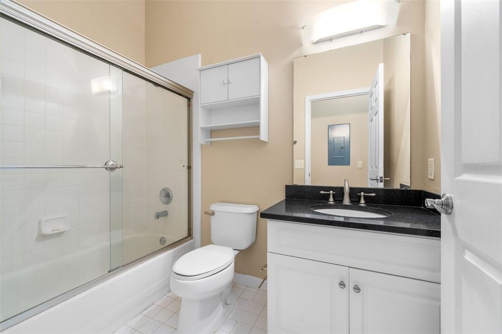 Image 22 of property listing at 5206 SW 91ST TERRACE B, Gainesville, FL 32608