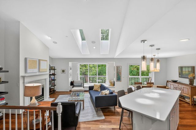 5434 Rowland Park Road, Minnetonka, MN 55343