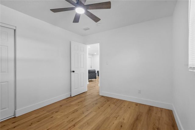 5052 JASMINE CIRCLE, St Petersburg, FL 33714