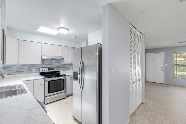 592 BROOK CIRCLE, South Daytona, FL 32119