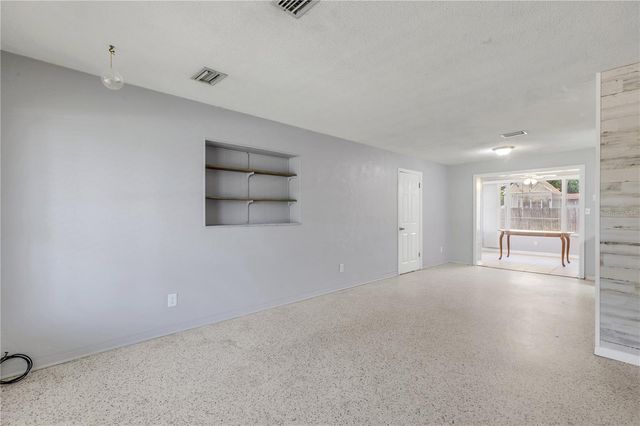 592 BROOK CIRCLE, South Daytona, FL 32119