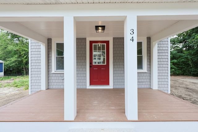 34 Woodland Rd, Norton, MA 02766