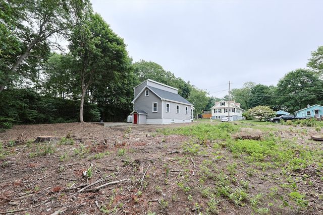 34 Woodland Rd, Norton, MA 02766