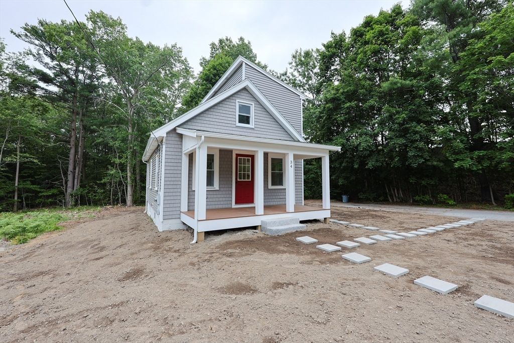34 Woodland Rd, Norton, MA 02766