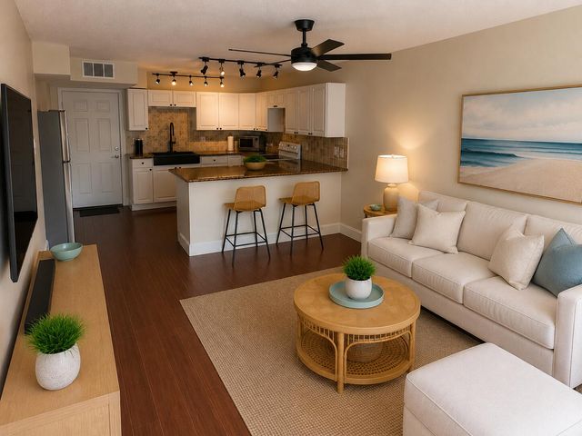 725 Hummingbird Way 210, North Palm Beach, FL 33408