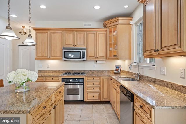 123 SAMBAR LN, Mount Royal, NJ 08061