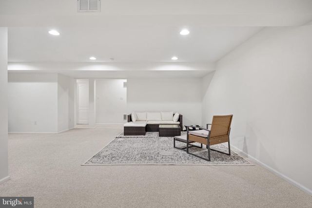 123 SAMBAR LN, Mount Royal, NJ 08061