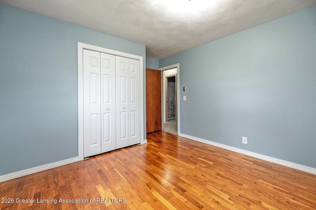 3124 E Round Lake Road, Dewitt, MI 48820