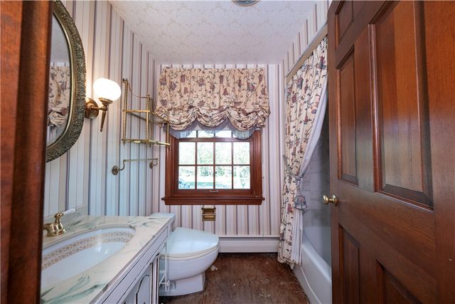 416 Dragon Rouge, Hempfield Twp, PA 15601