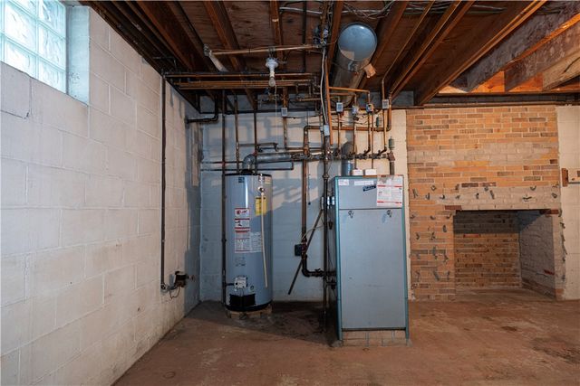 416 Dragon Rouge, Hempfield Twp, PA 15601