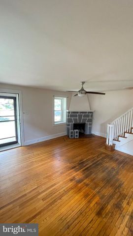 118 MARSHALL RD, Lansdowne, PA 19050