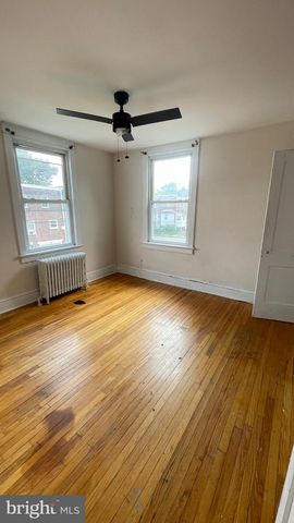118 MARSHALL RD, Lansdowne, PA 19050