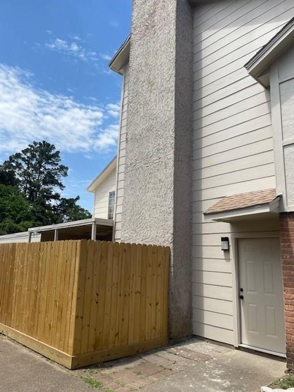 12239 W Village Drive A, Houston, TX 77039