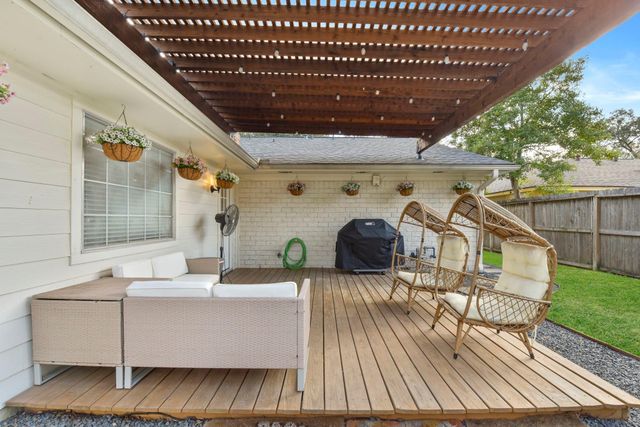 14102 Pinerock Lane, Houston, TX 77079