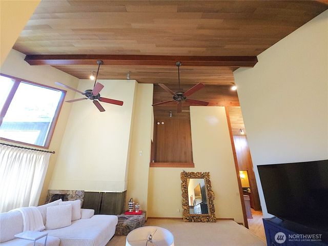5011 134th Place SE, Bellevue, WA 98006