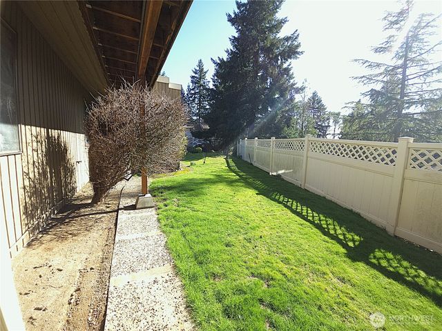 5011 134th Place SE, Bellevue, WA 98006