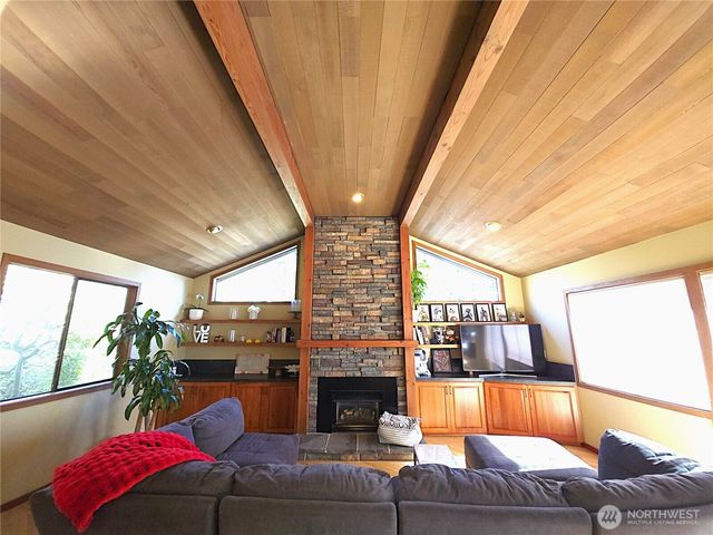 5011 134th Place SE, Bellevue, WA 98006